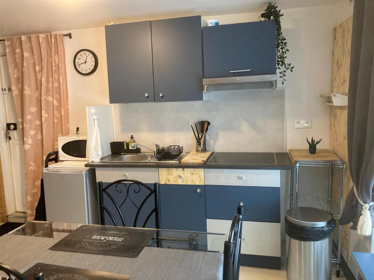 EXIGEHOME-Grand Studio en plein centre de Saint Germain en Laye Exterior foto